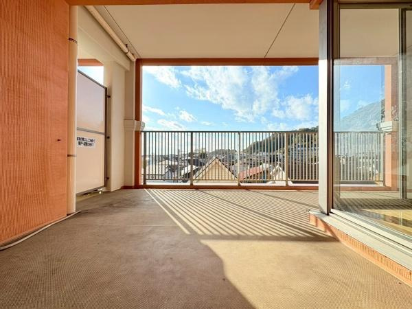 アデニウム葉山一色のバルコニー