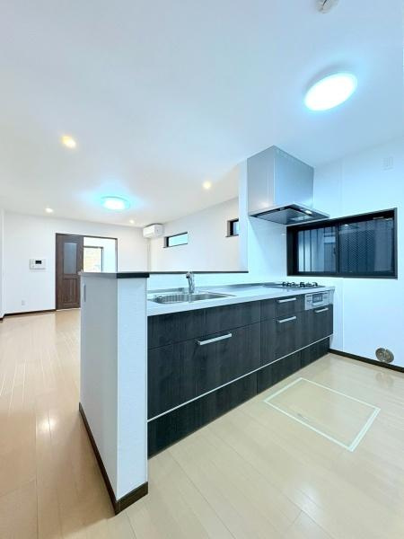 藤沢市大庭の中古一戸建のキッチン