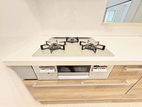 逗子市沼間２丁目の新築一戸建のキッチン