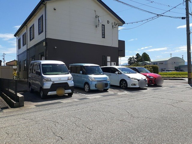 ヴィラノールＤの駐車場|駐車場完備です