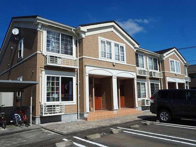 グロワールＥの外観|建物外観を気になさる方へ、見た目の良い物件です