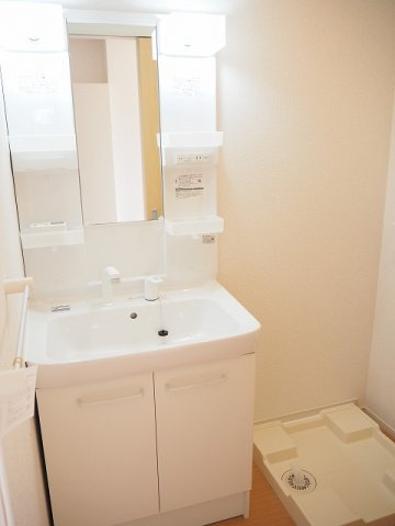 ドゥ・ステージアⅤの洗面所|忙しい朝には欠かせない洗面所です