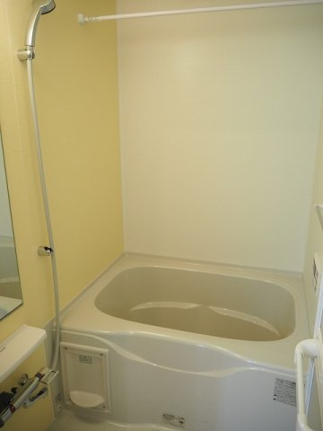 ドゥ・ステージアⅤの浴室|日々の疲れを癒すお風呂付です