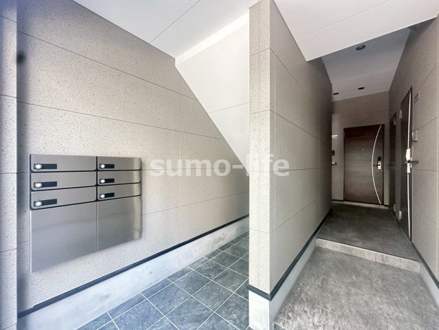 Glanz Court John 立花町のロビー