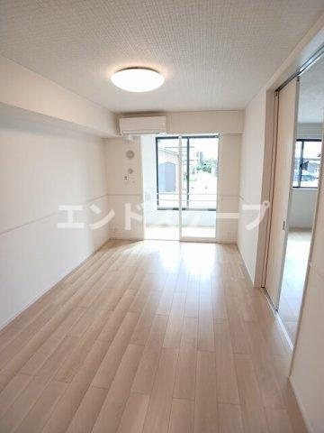 プリムガーデン　Ⅱの居間・リビング|高崎、前橋のお部屋探しはエンドスケープまで！お客様の理想お聞かせ下さい♪