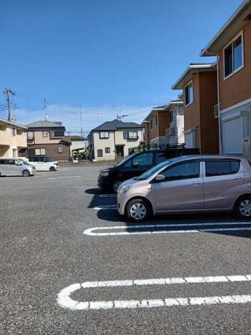 プラシード　ツバサ　Ⅴの駐車場