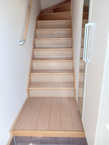 プラシード　ツバサ　Ⅴの玄関