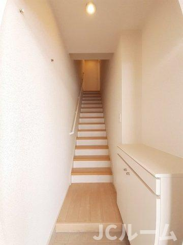 フォーピュア 西城の玄関