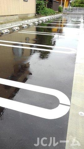 カリーノ Ｂの駐車場