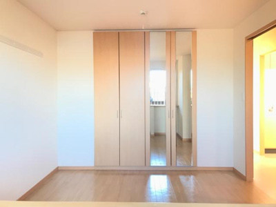 【内装】 | グランドール | 洋室