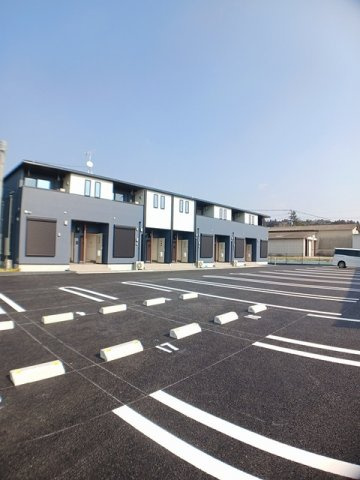 Ｍ＆Ｈ　ＸＩの駐車場