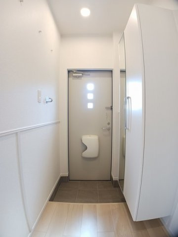 Ｍ＆Ｈ　ＸＩの玄関