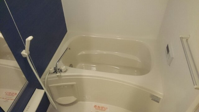 オリーブビレッジ上野山Ⅱの浴室