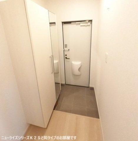 スウィート岩出Ⅲの玄関