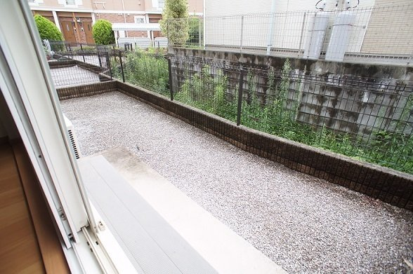 ソーレ・レヴァンテ　Ｂの庭