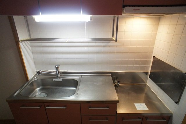 ソーレ・レヴァンテ　Ｂのキッチン