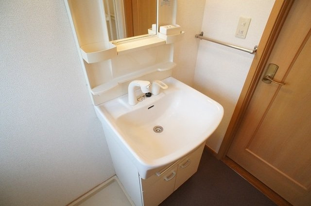 ソーレ・レヴァンテ　Ｂの洗面所