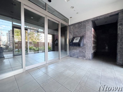 【エントランス】 | プレサンス名古屋城前ラバンカ | 建物の内部です