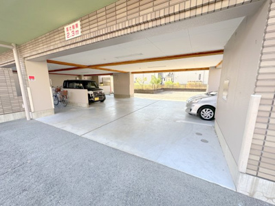 【駐車場】 | エテルノ・フェンテ