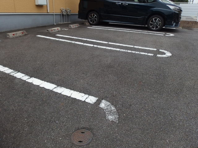 フレーズメゾンＡＫＩの駐車場