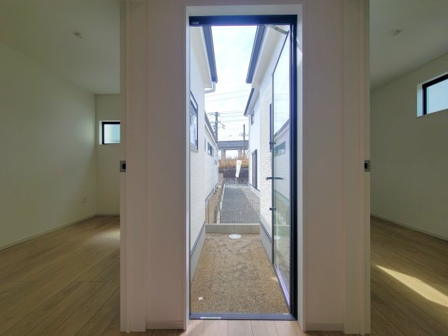 福岡市西区太郎丸2丁目第1-2棟（2号棟）　の展望|眺望や窓からの景色が良いと、家で過ごす時間も快適です。