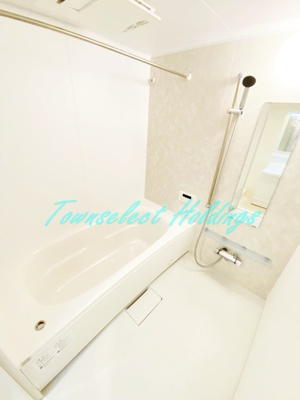 【浴室】 | クロイツェル御成 | 清潔感のあるお風呂です♪