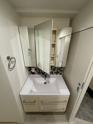 【独立洗面台】 | セレニテフラン梅田 | セレニテフラン梅田　独立洗面台