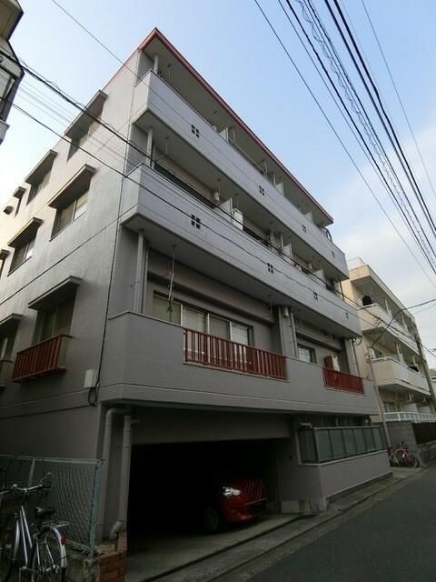 本村ビル(モトムラビル)の駐車場