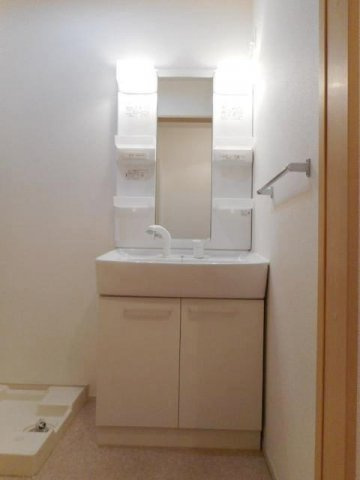 メモリア　イルミナンテの洗面所