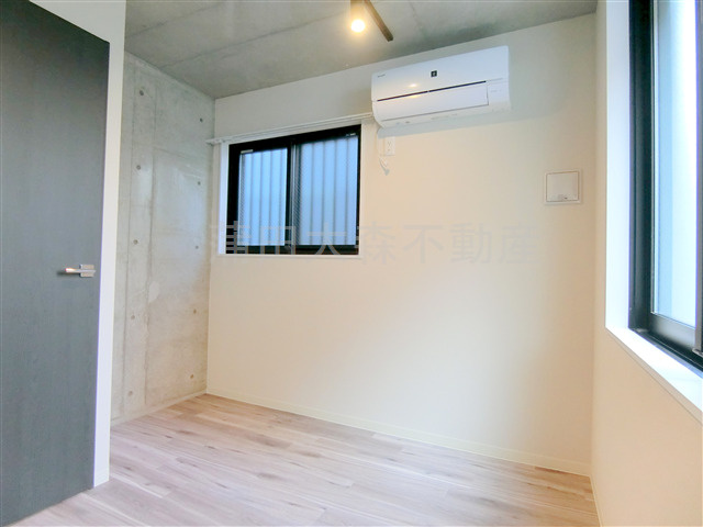 ロータス平和島イーストの居間・リビング