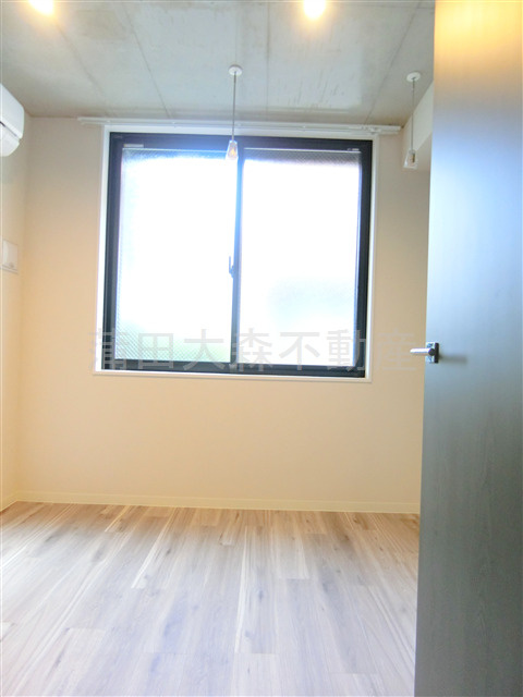 ロータス平和島イーストの居間・リビング