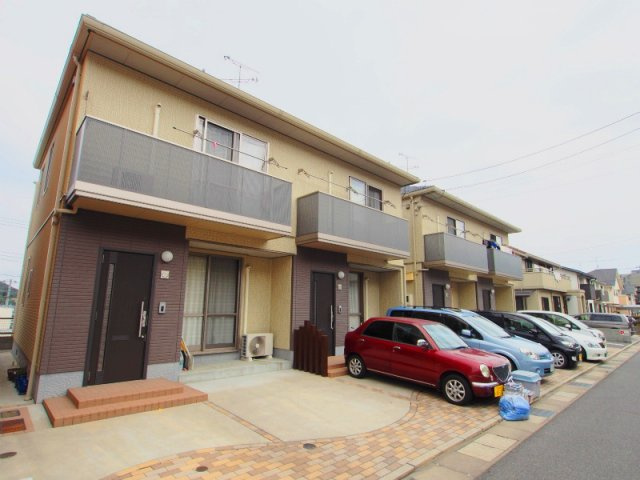 ヴィレッタ　セレナの外観