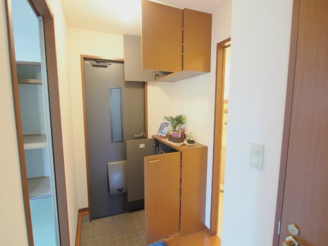 グランマスト安佐南　Ａ棟の玄関