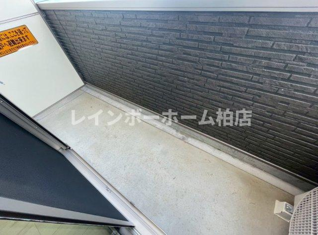 ＼＼【LINE連絡可】接客・申込・契約すべてオンライン完結可／／のバルコニー|同施工。参考写真。