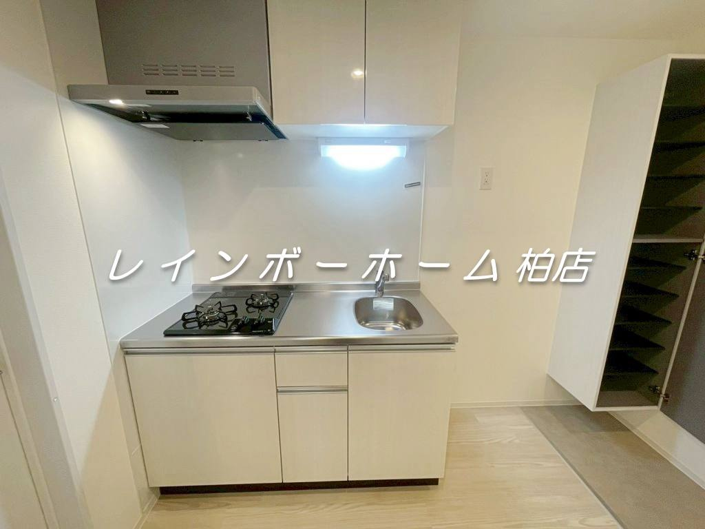 ＼＼【LINE連絡可】接客・申込・契約すべてオンライン完結可／／のキッチン|同施工。参考写真。