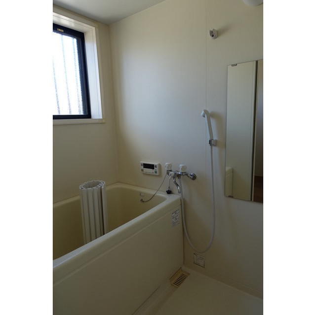 安八高橋貸家の浴室