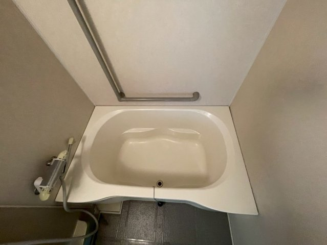 フローラ岡本の浴室