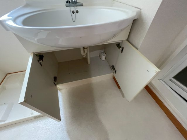 フローラ岡本の洗面所