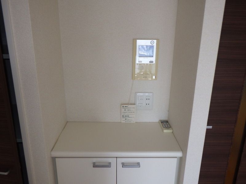 レジデンスダイキの玄関