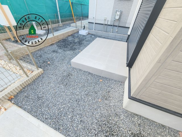 福岡市城南区荒江1丁目第1-2棟（1号棟）の庭|お庭で自由な時間を過ごせます。