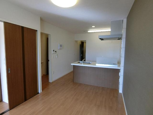 in Bound（インバウンド）の居間・リビング|リビング