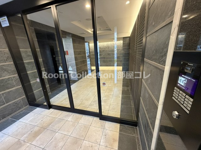 プレサンス千種駅前レガートのロビー