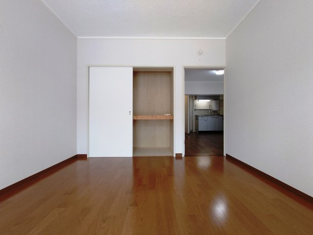 ラパンビルディング反町