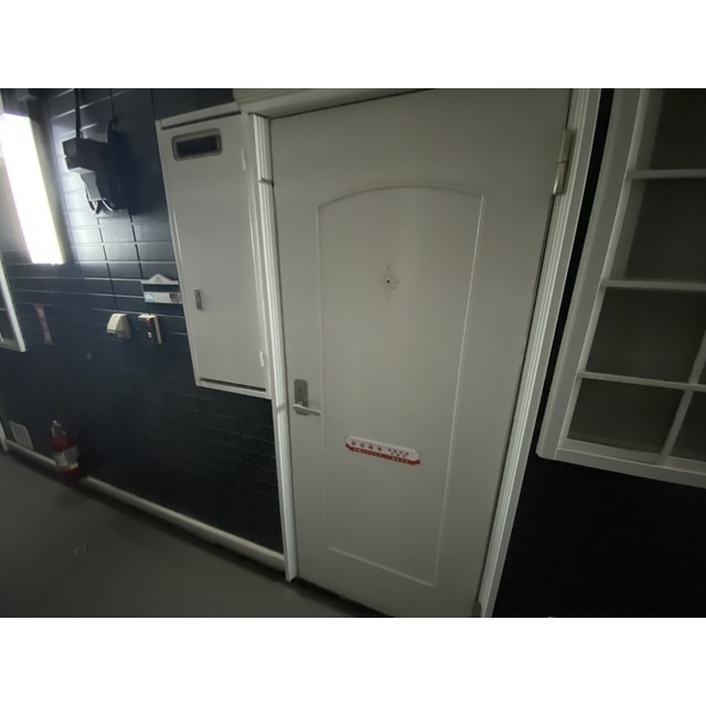 ニッコウB棟の玄関