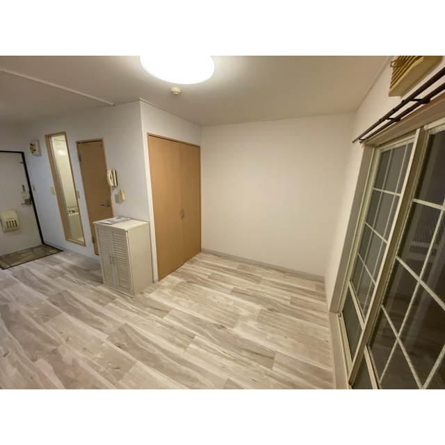 ニッコウB棟の居間・リビング