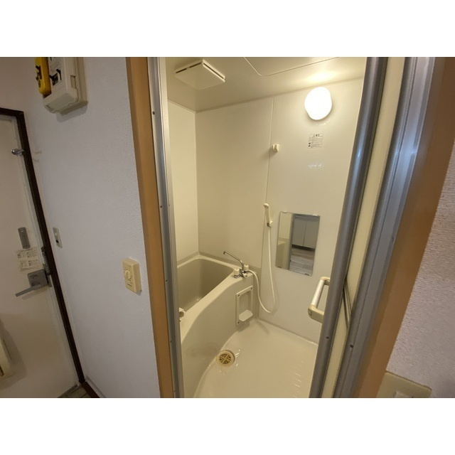 ニッコウB棟の浴室