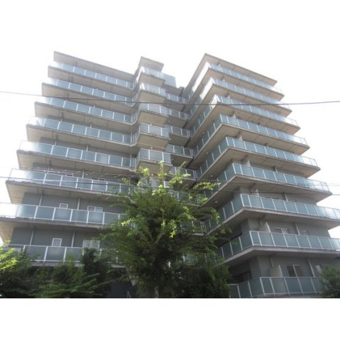 リブステージ横浜の外観