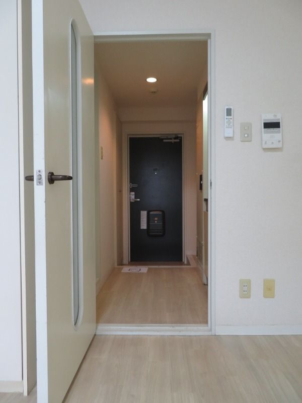 リエス西船橋の玄関