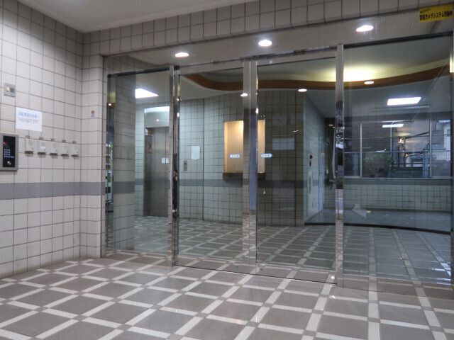 リエス西船橋のロビー