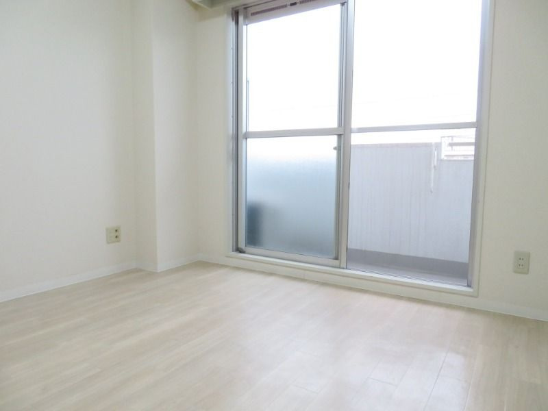 リエス西船橋の居間・リビング